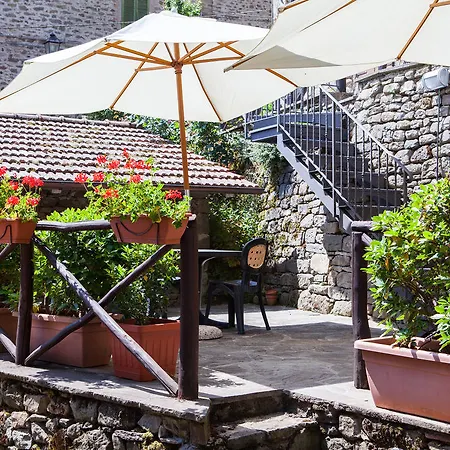Отель Borgo Dei Corsi House *