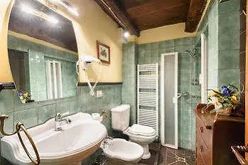Borgo Dei Corsi House * Реджиолло