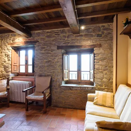 Отель Borgo Dei Corsi House Реджиолло