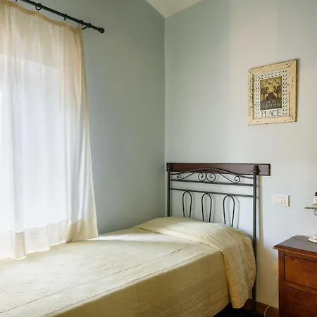 Borgo Dei Corsi House * Реджиолло